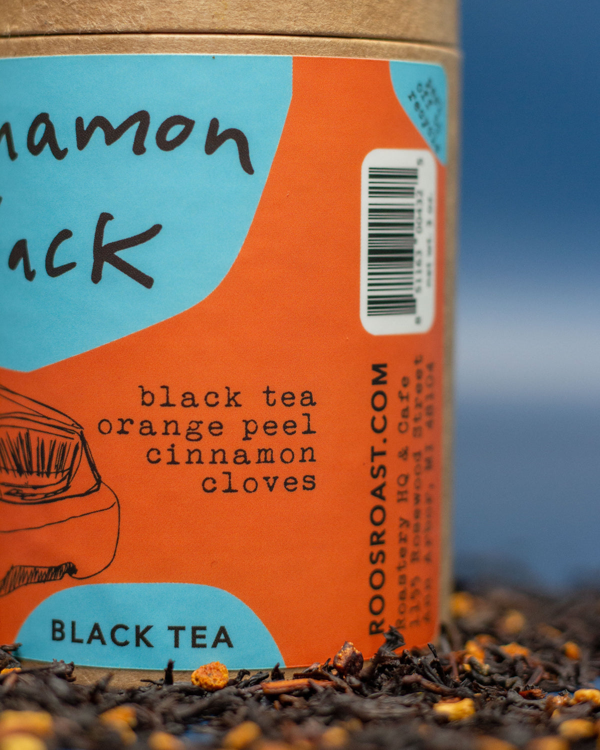 Cinnamon black tea packaging with text and branding details.